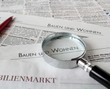 Wohnungssuche Zeitung © JiSIGN #31027664